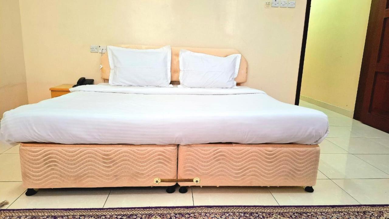 Al Afiah Corniche Hotel Apartment Сур Екстериор снимка