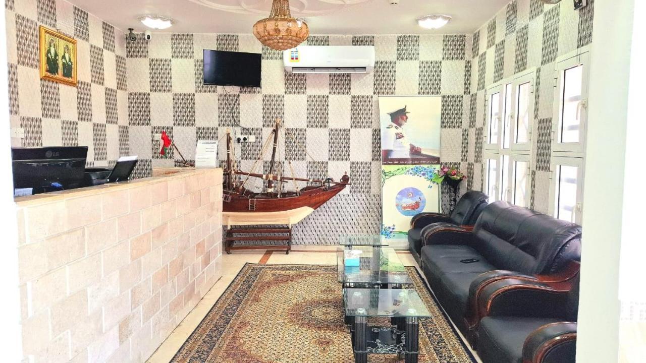 Al Afiah Corniche Hotel Apartment Сур Екстериор снимка